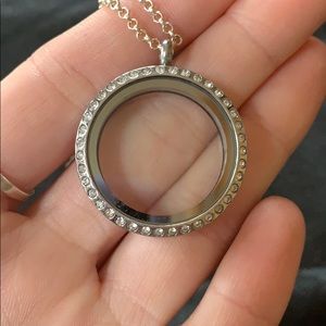 Origami owl necklace